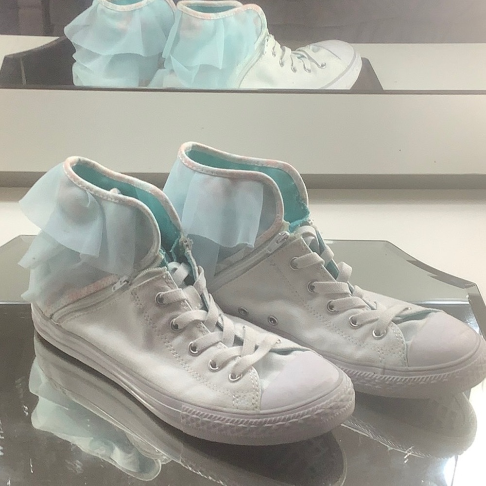 Converse All star Tulle Hightops White Blue size 6